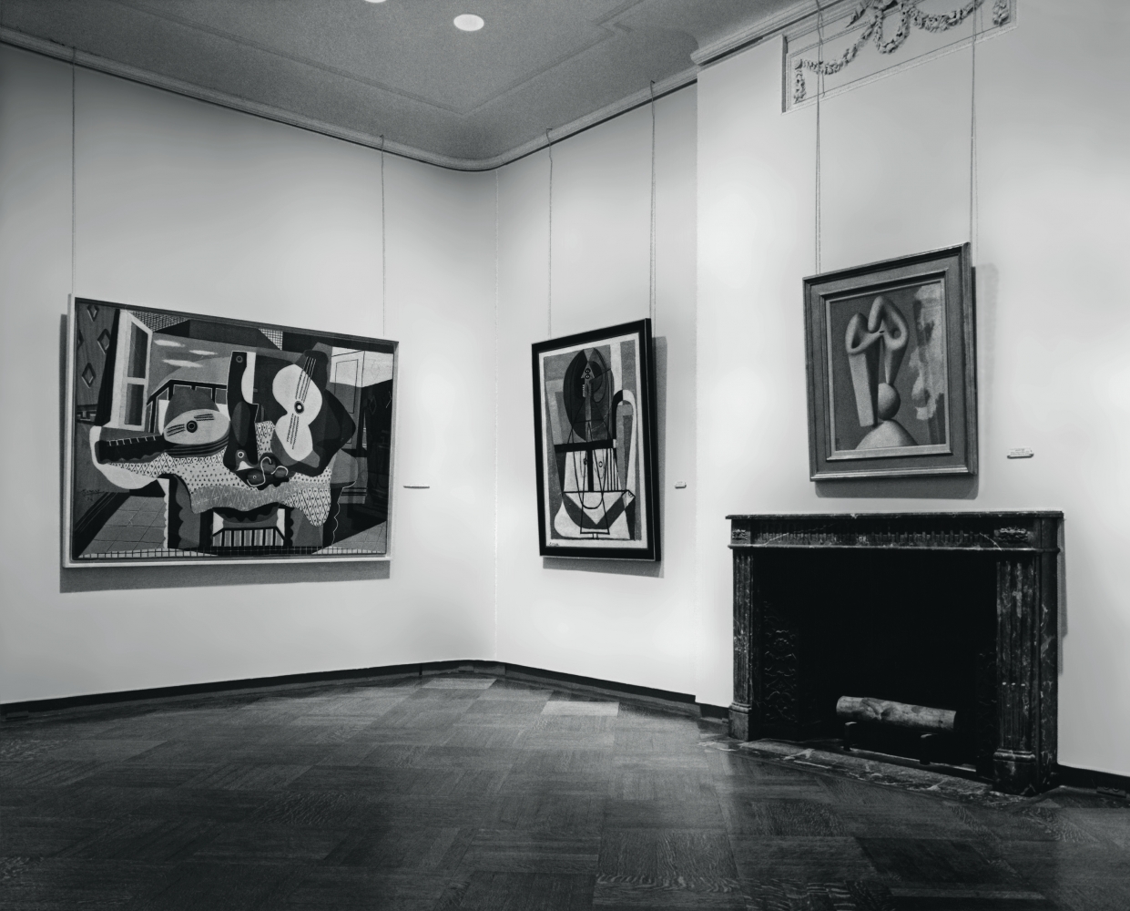 Installation view of&nbsp;Pablo Picasso&nbsp;exhibition, spring 1975.&nbsp;, Art&nbsp;&copy; 2021 Estate of Pablo Picasso / Artists Rights Society (ARS), New York.
